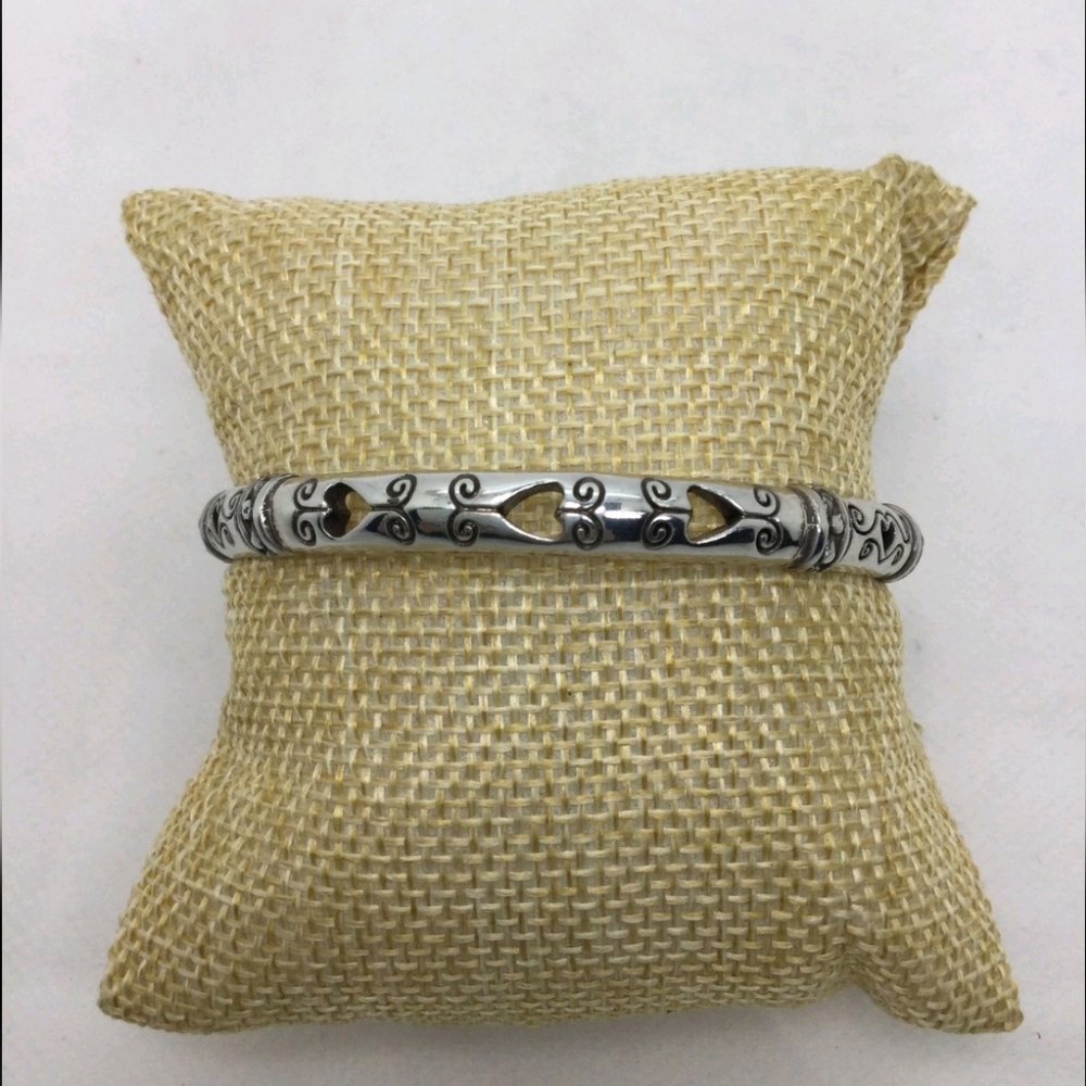 NWT Brighton Shot Thru Hearts Bangle Bracelet NWT 8"